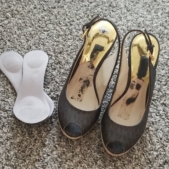 Michael Kors Wedge - Picture 4 of 15